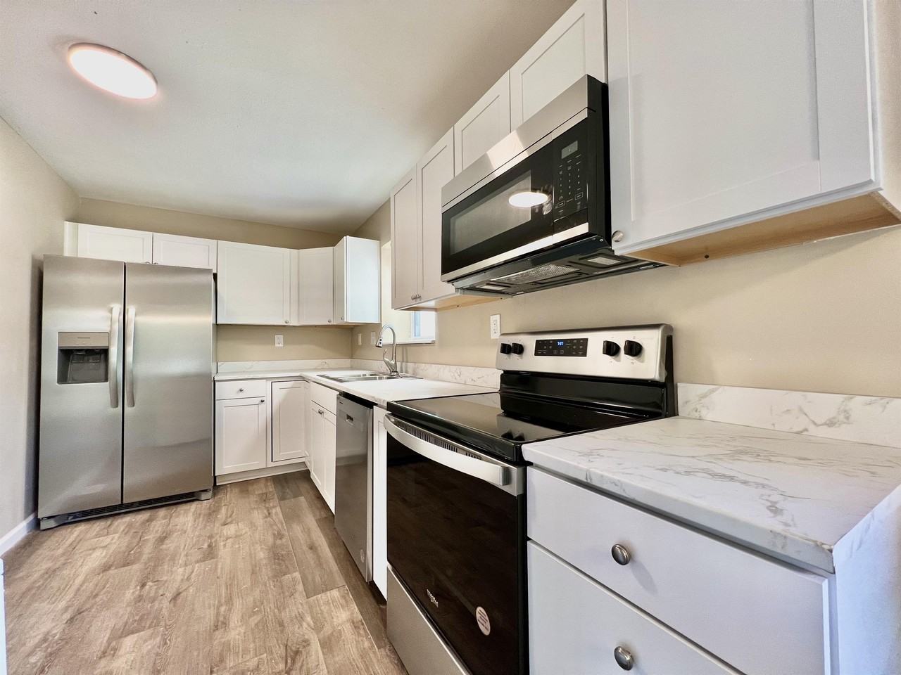 608 Shenandoah Ave #1 - Photo 6 of 10