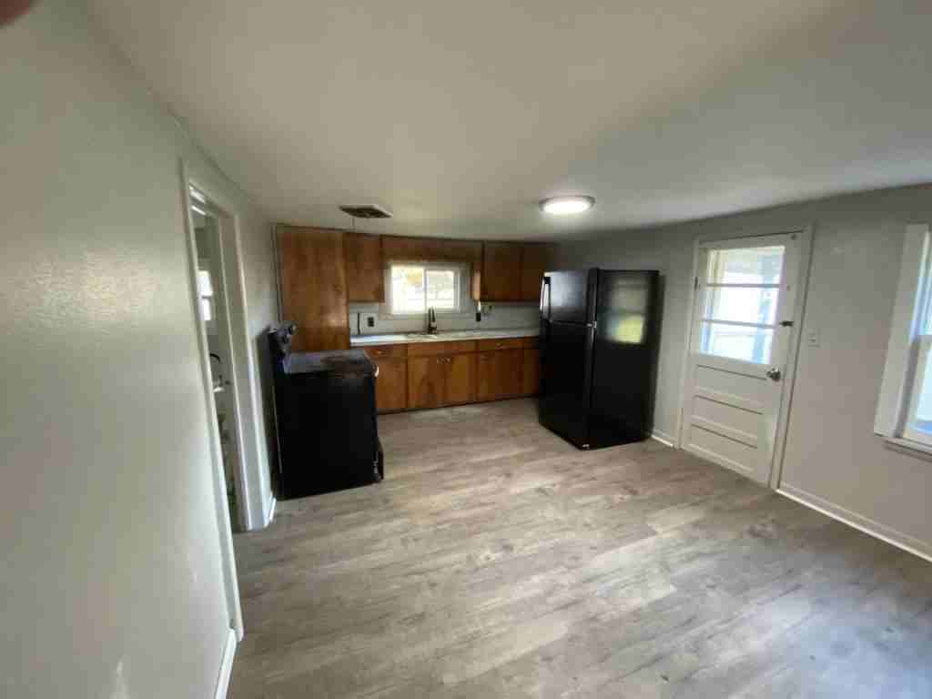 408 Peoria St - Photo 3 of 6