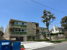 featured image of 915 N Stoneman Ave