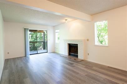 412 10th St S #B202 - Photo 2 of 11