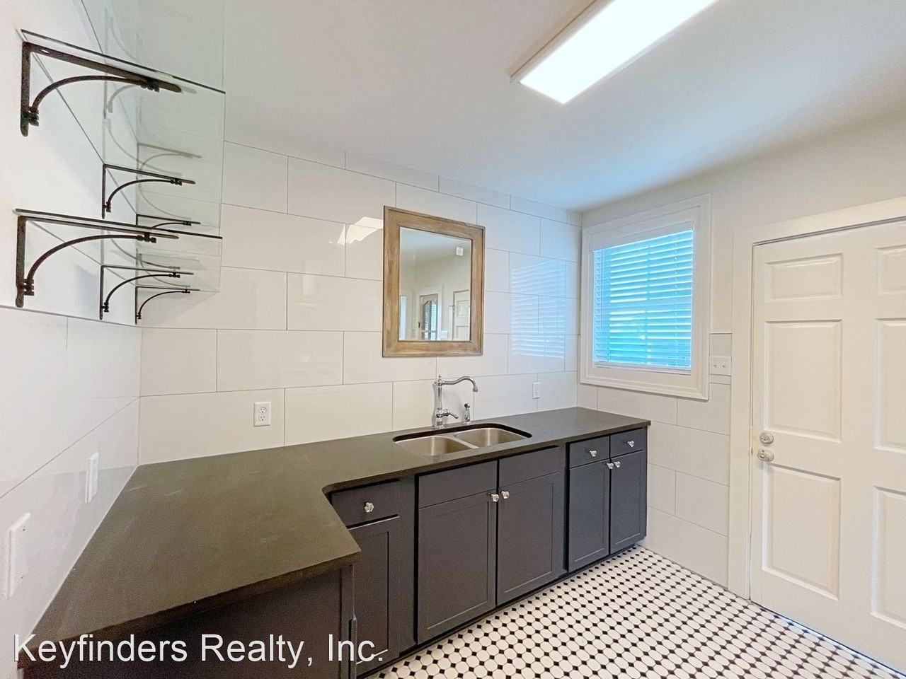 229/231/233 East Drive - Photo 2 of 20