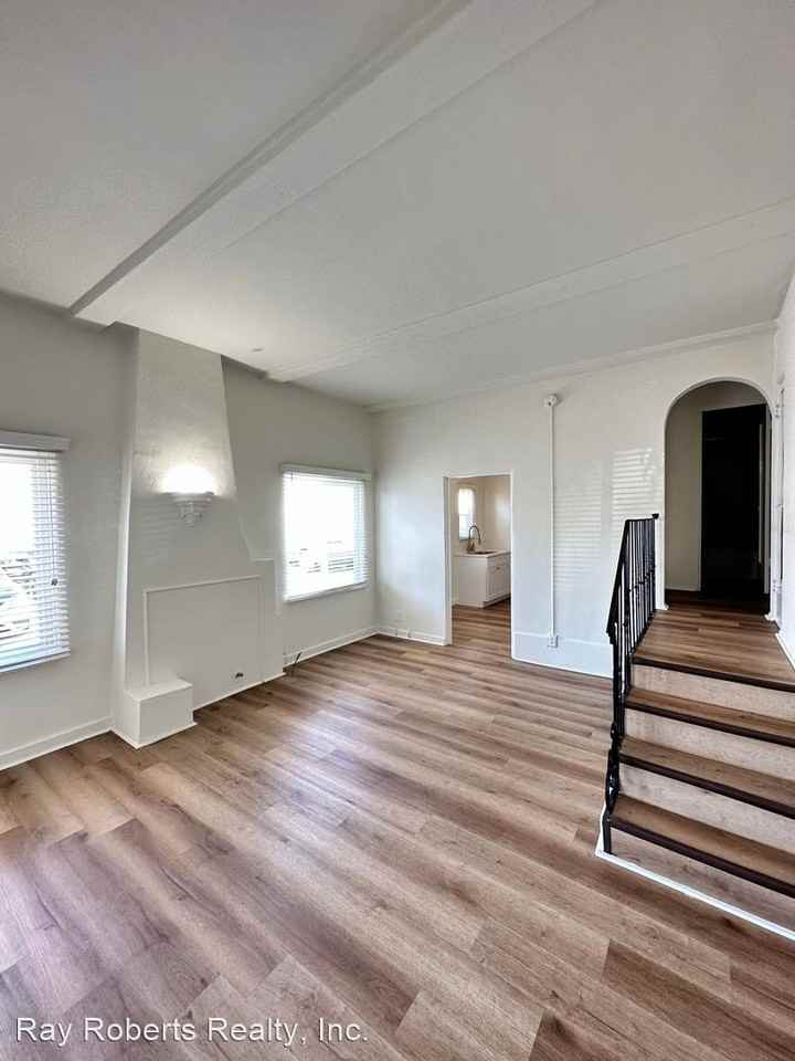 3816 Watseka Ave. - Photo 2 of 10