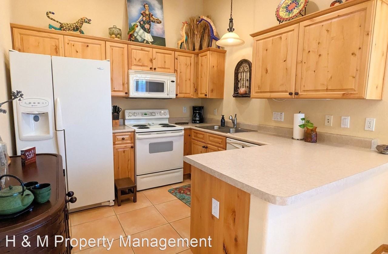 7757 S Vivaldi Ct - Photo 3 of 18