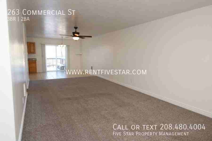 263 Commercial St - Photo 3 of 13