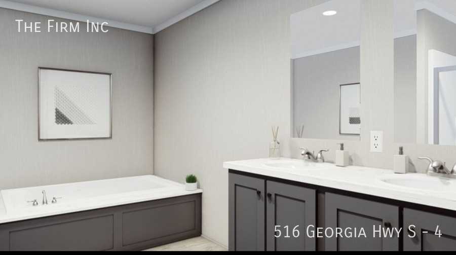 GEORGIA & #4 - Photo 2 of 6