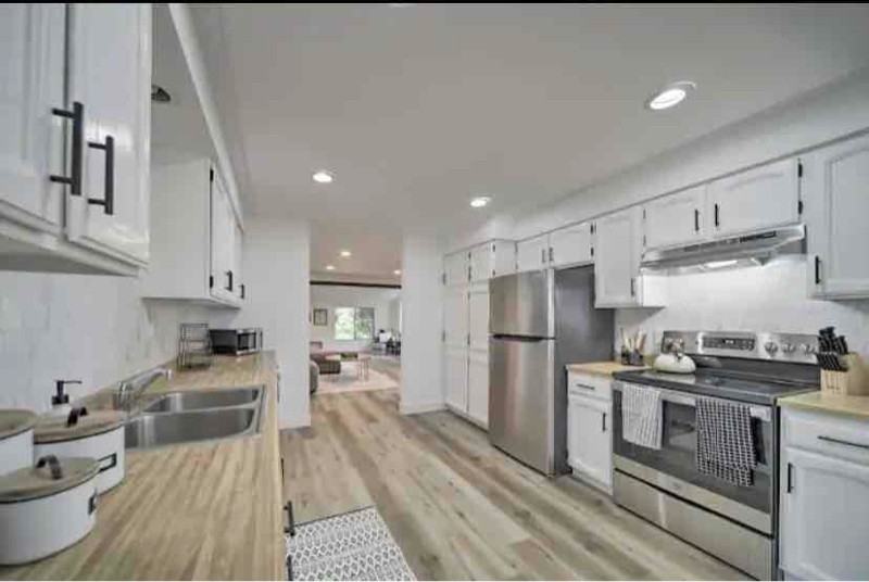 1414 S Colby Ave - Photo 3 of 15