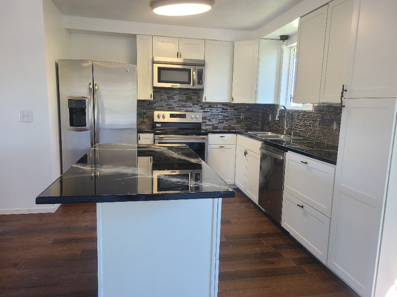 5453 Sw - Photo 3 of 25