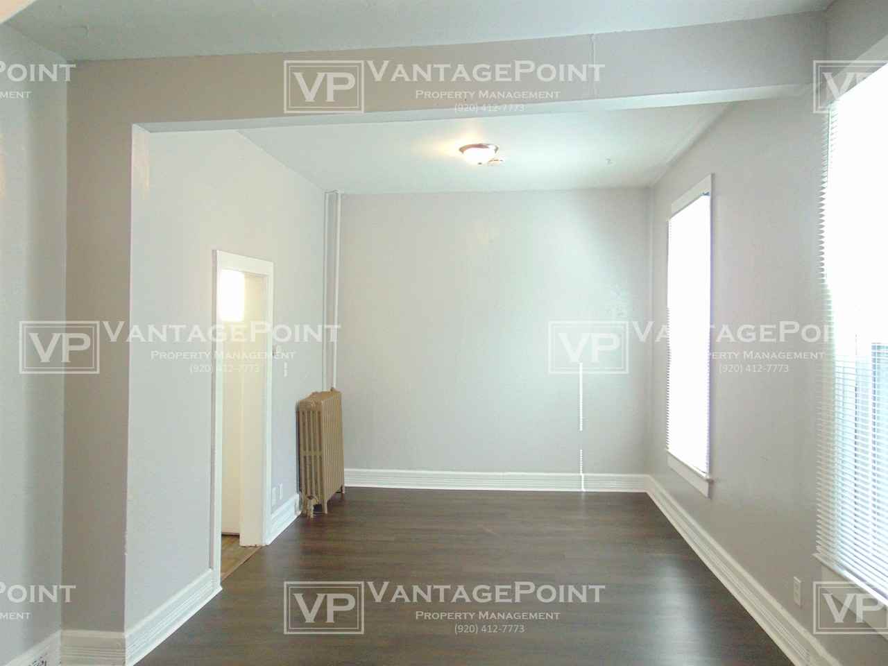 311 N Oakland Ave Frnt - Photo 3 of 13