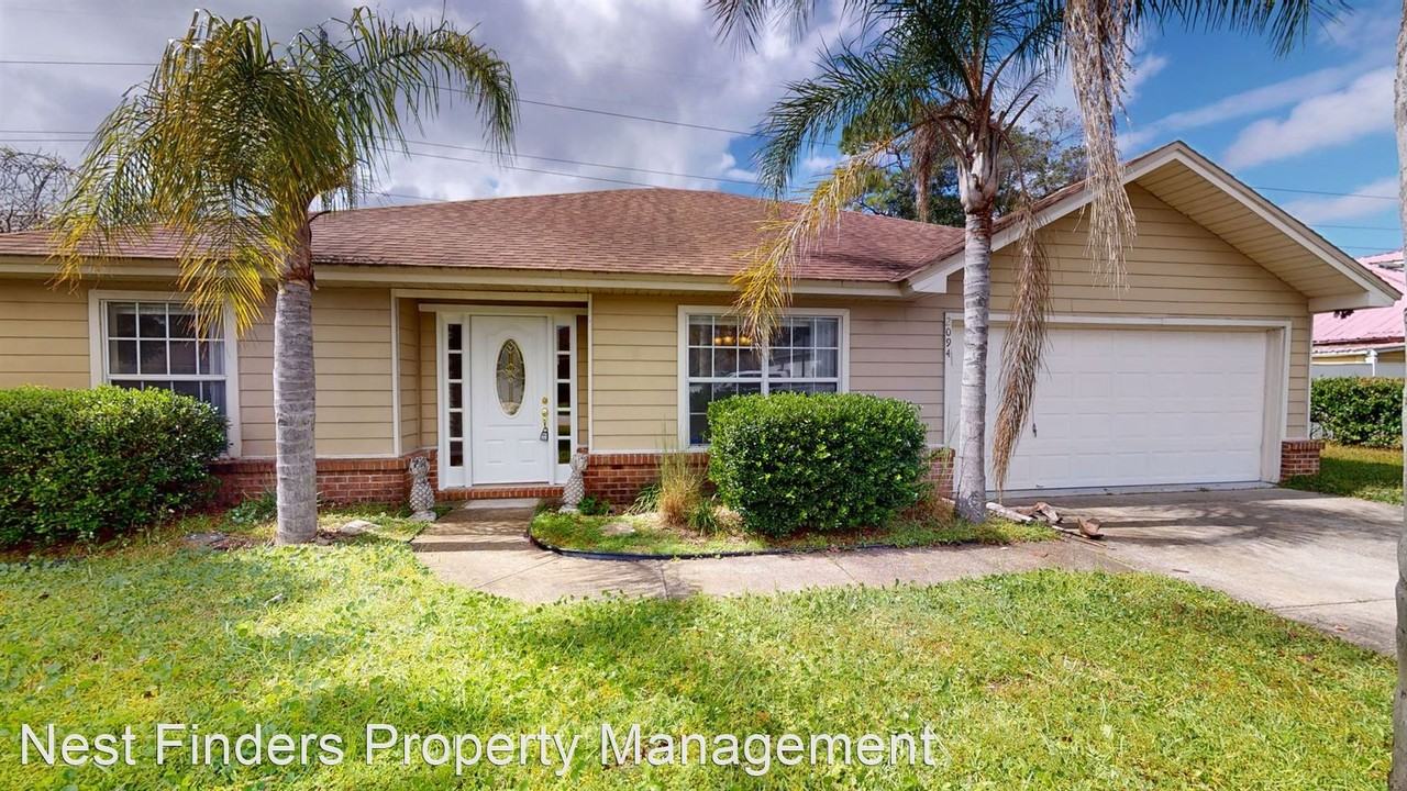 2094 Forest Gate Dr W - Photo 2 of 23