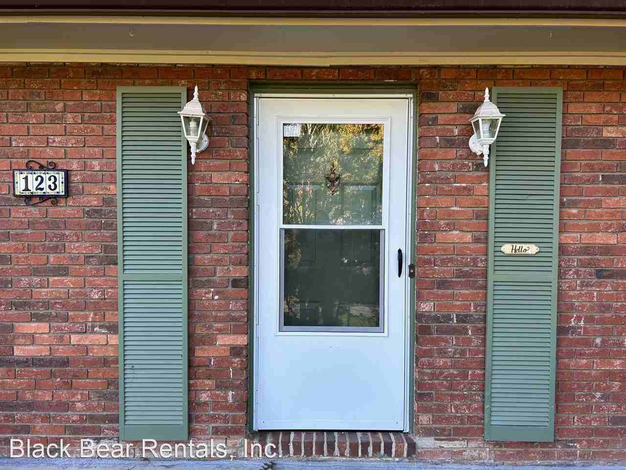 123 Terrace Dr - Photo 2 of 48