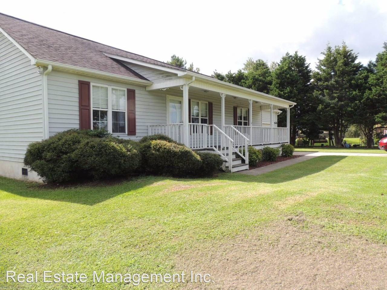 508 Newport Loop Rd - Photo 2 of 35