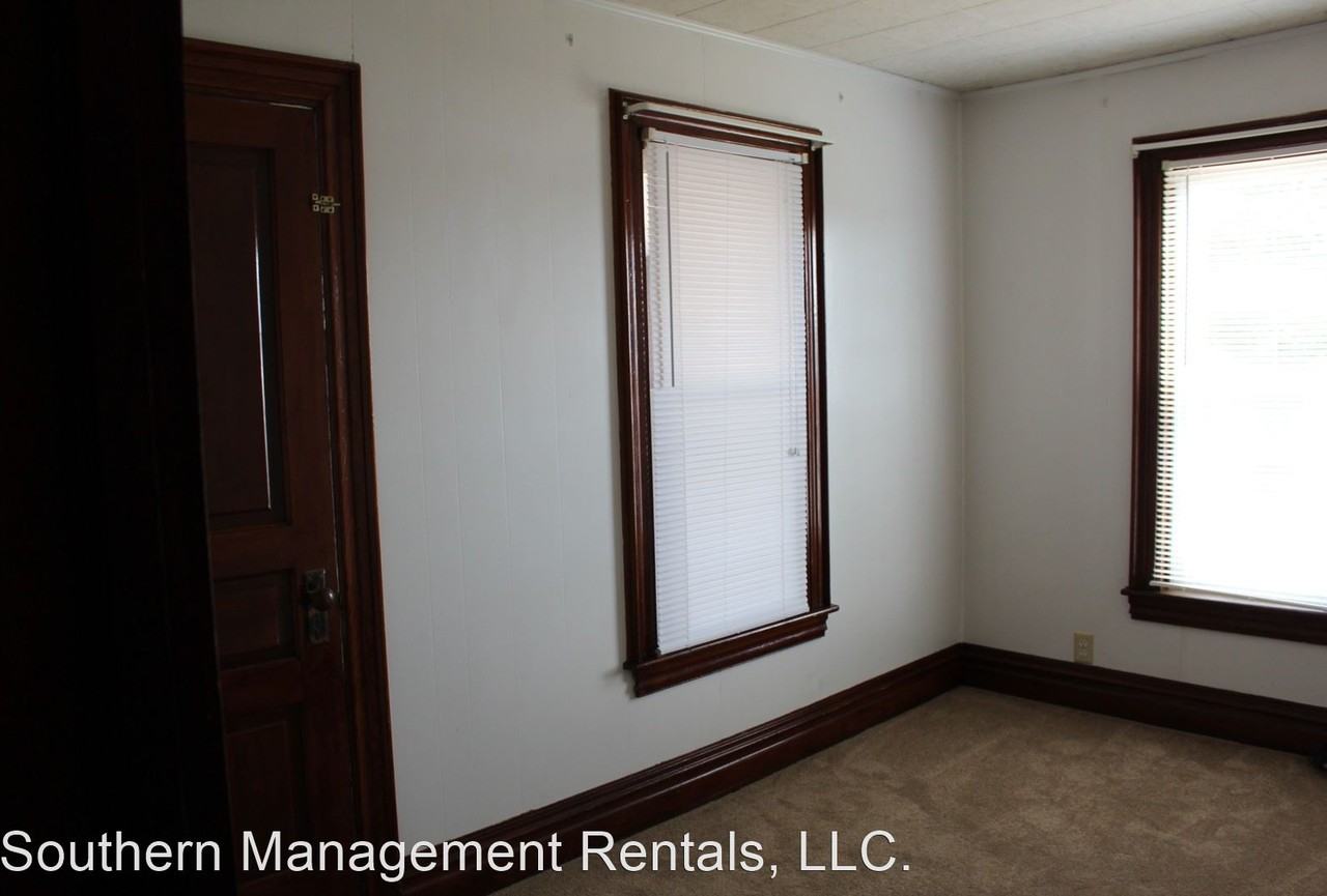 2922 Baltimore Pike - Photo 3 of 8