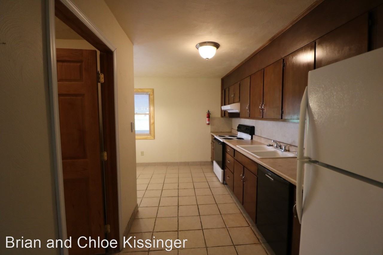 706 Torrey Lane - Photo 3 of 28