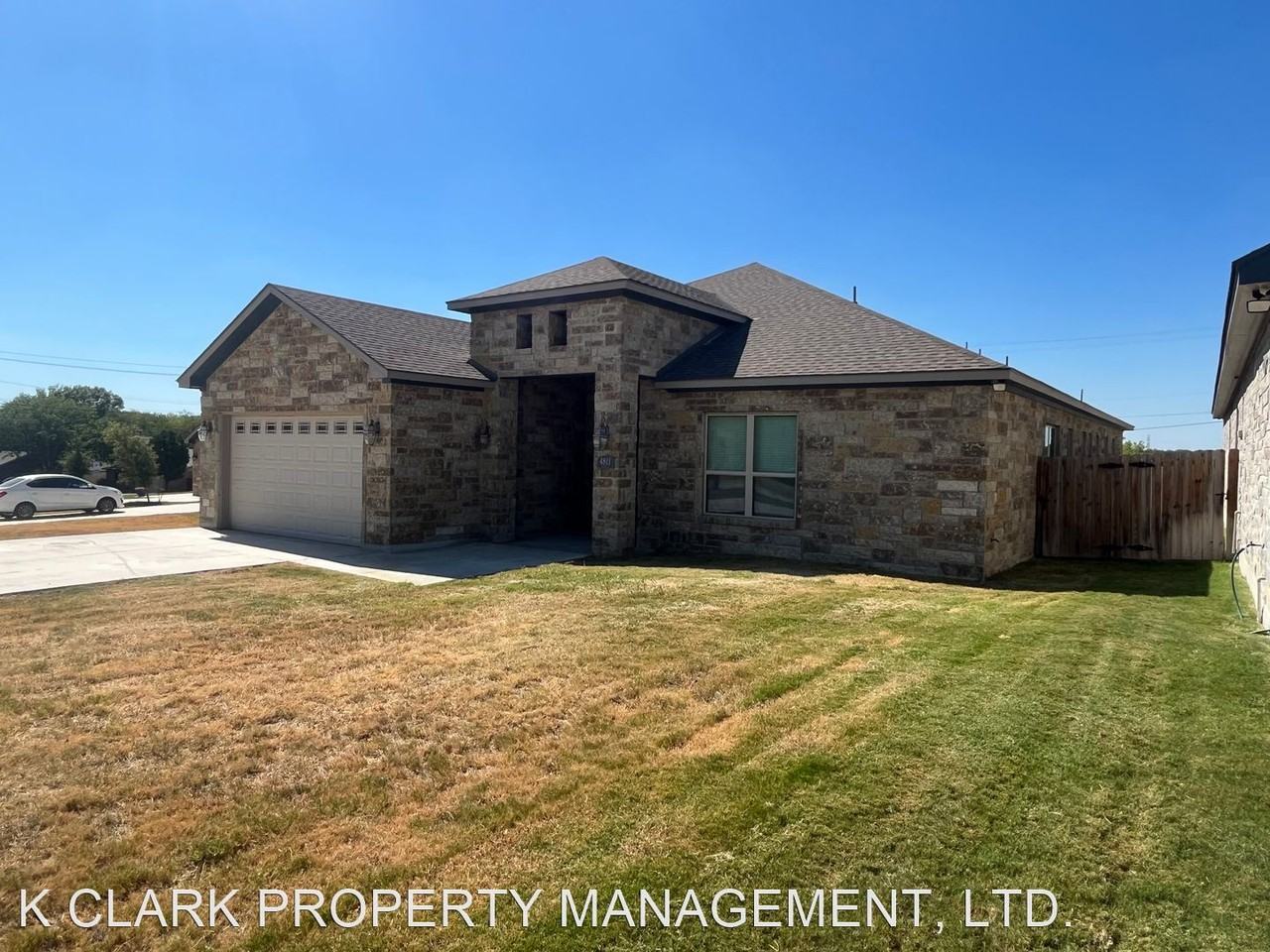 4811 Viewcrest Rd - Photo 3 of 50