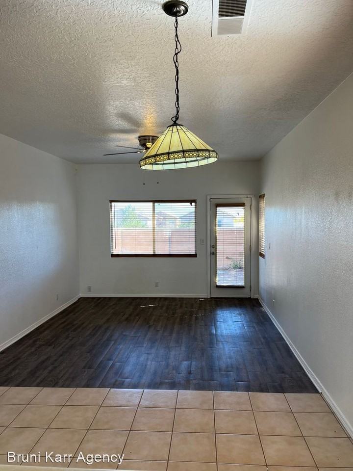 9120 Sabinal Dr Nw - Photo 3 of 20