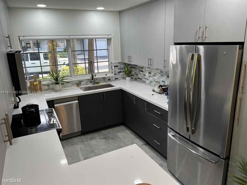 3464 Nw 99th Way #3464 - Photo 3 of 25