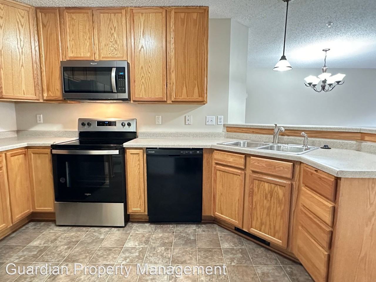 14966 Chestnut Ln - Photo 3 of 25