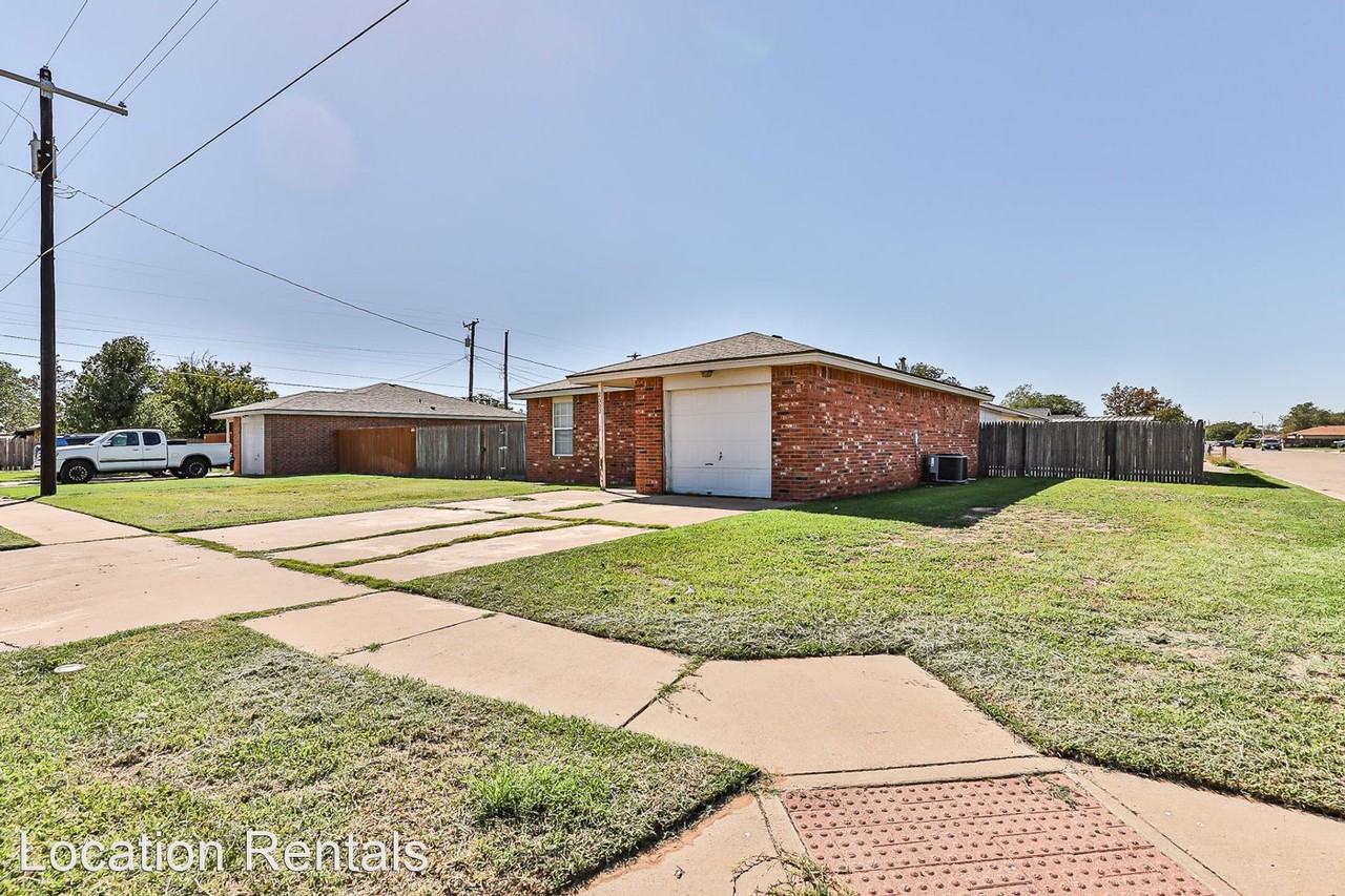 2302 Kewanee Ave - Photo 2 of 27