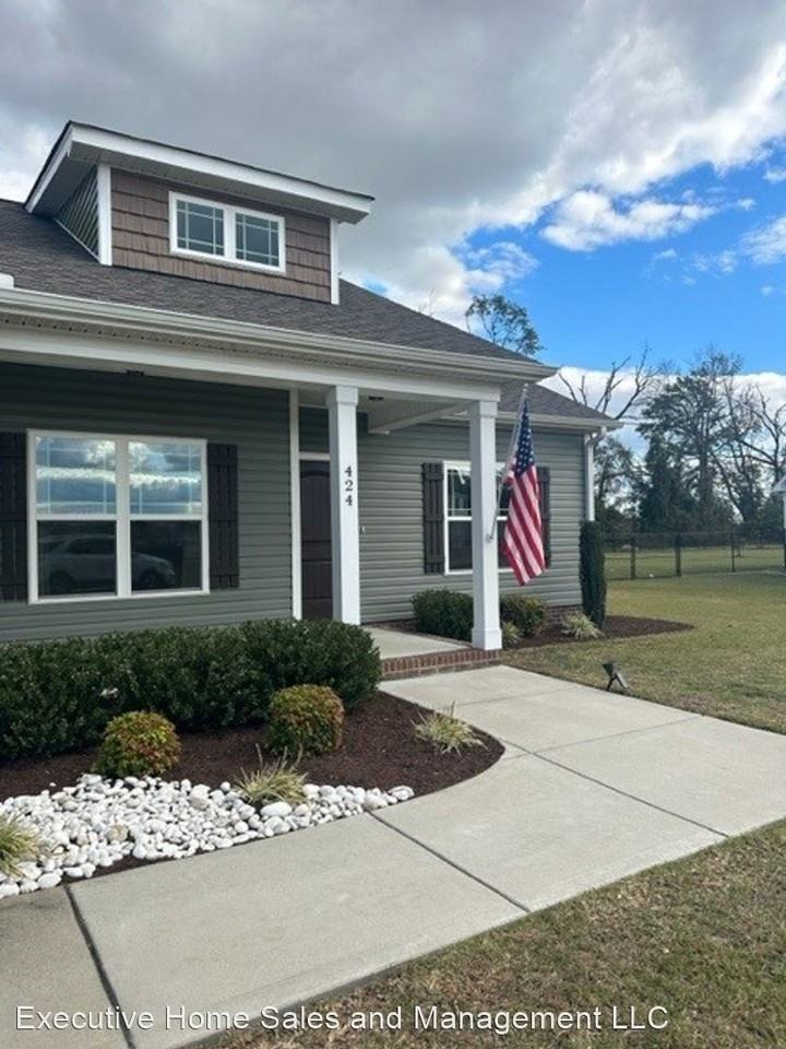 424 Willow Pond Dr - Photo 2 of 31