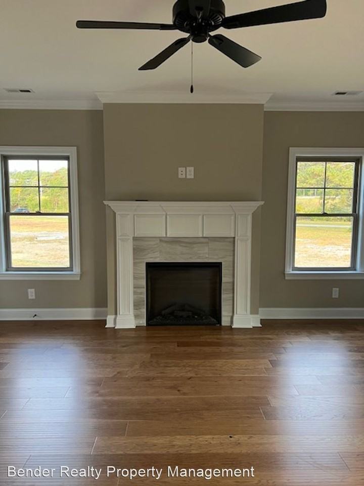 3015 Parkstone Pt Nw - Photo 2 of 15