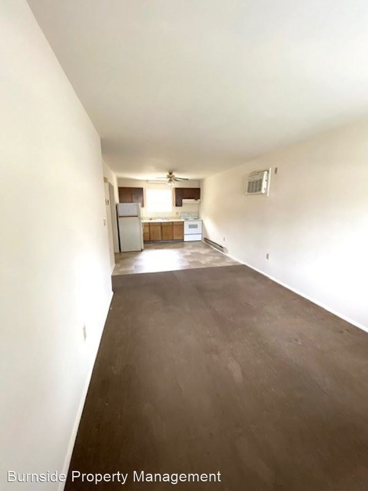 318-320 S. Mont Valla Avenue - Photo 2 of 8