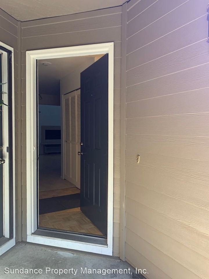 4632 Sw Comus Pl - Photo 2 of 20