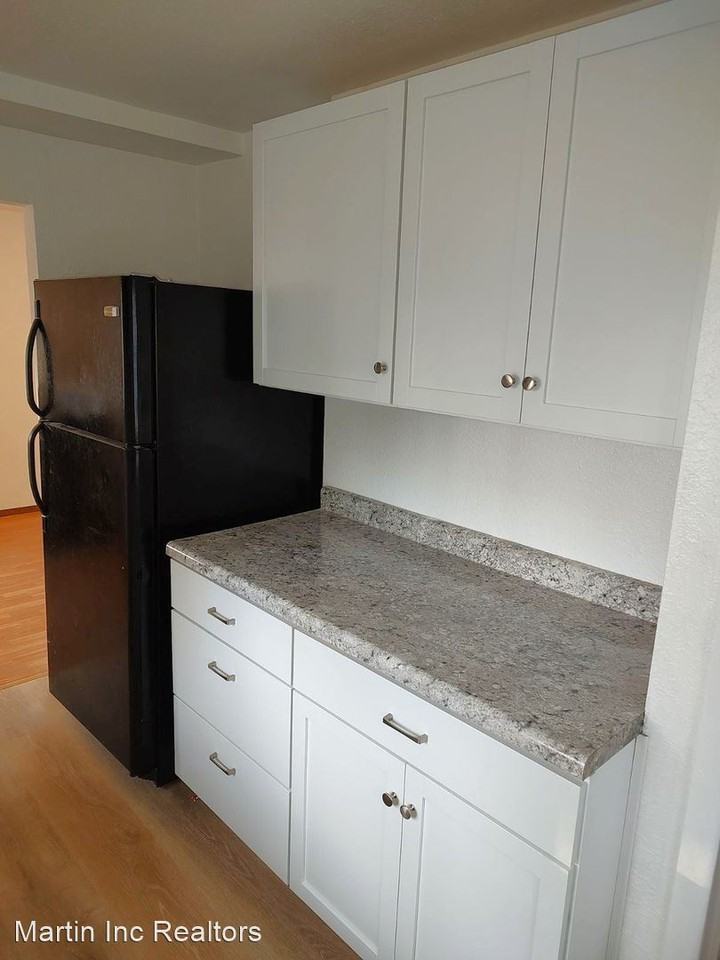 7 6th St Se - Photo 3 of 7