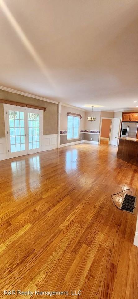 10 Vineyard St - Photo 2 of 43