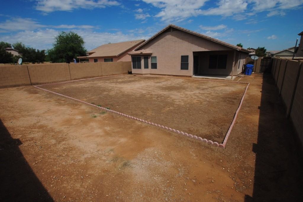 4315 W Darrow St - Photo 2 of 17