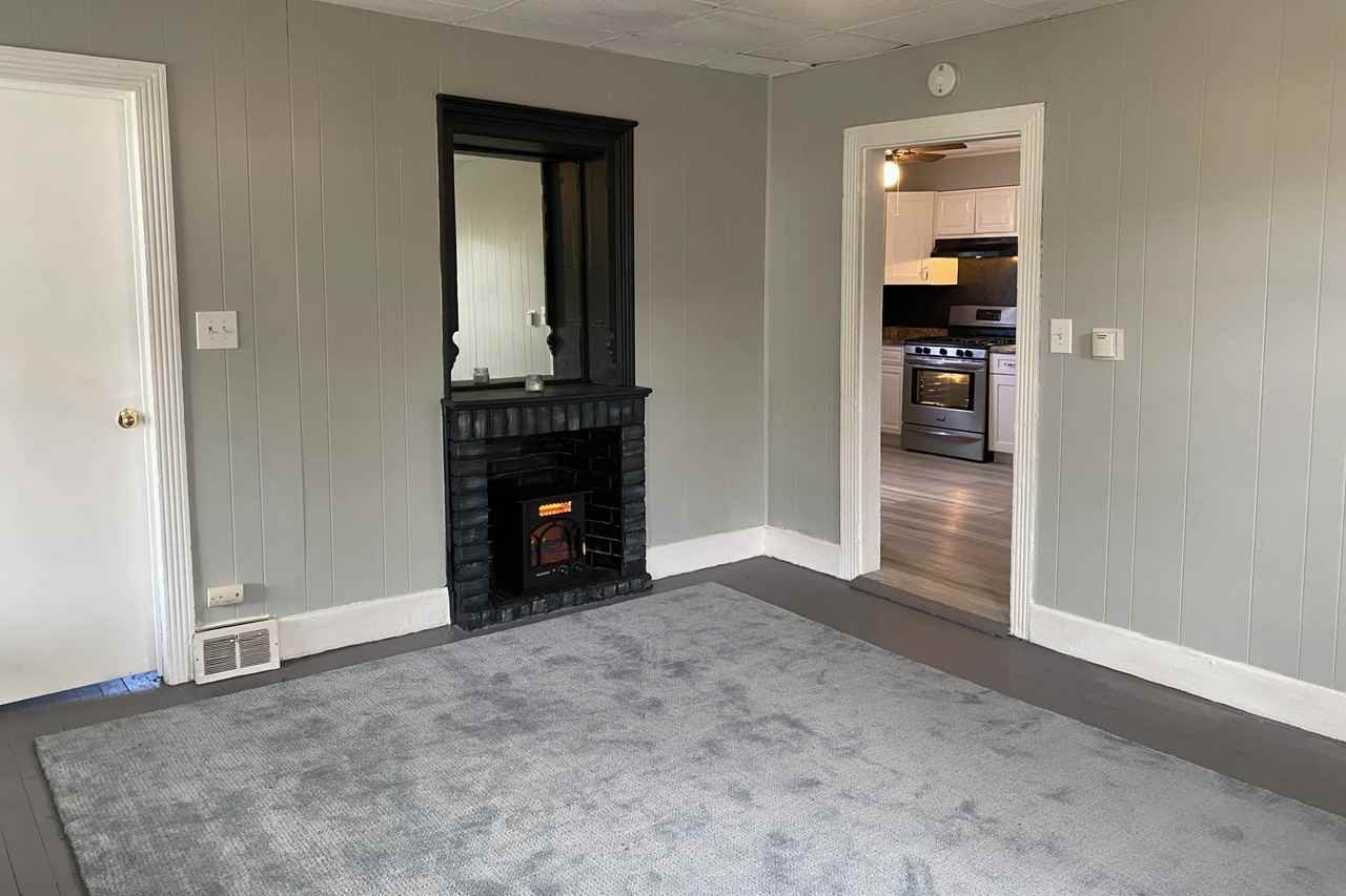 1172 Gershal Ave - Photo 3 of 5