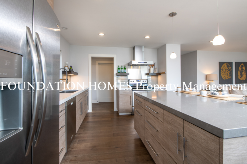 6 Greenwood Cove Dr #E - Photo 4 of 26