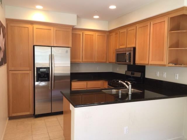 2032 Almaden Rd - Photo 3 of 10