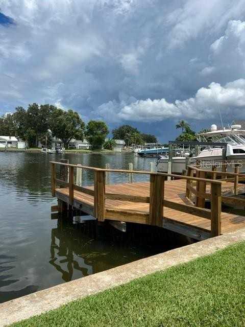 134 Carlyle Dr - Photo 4 of 46