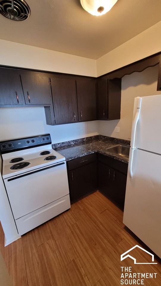 7300 W North Ave #4F - Photo 2 of 16