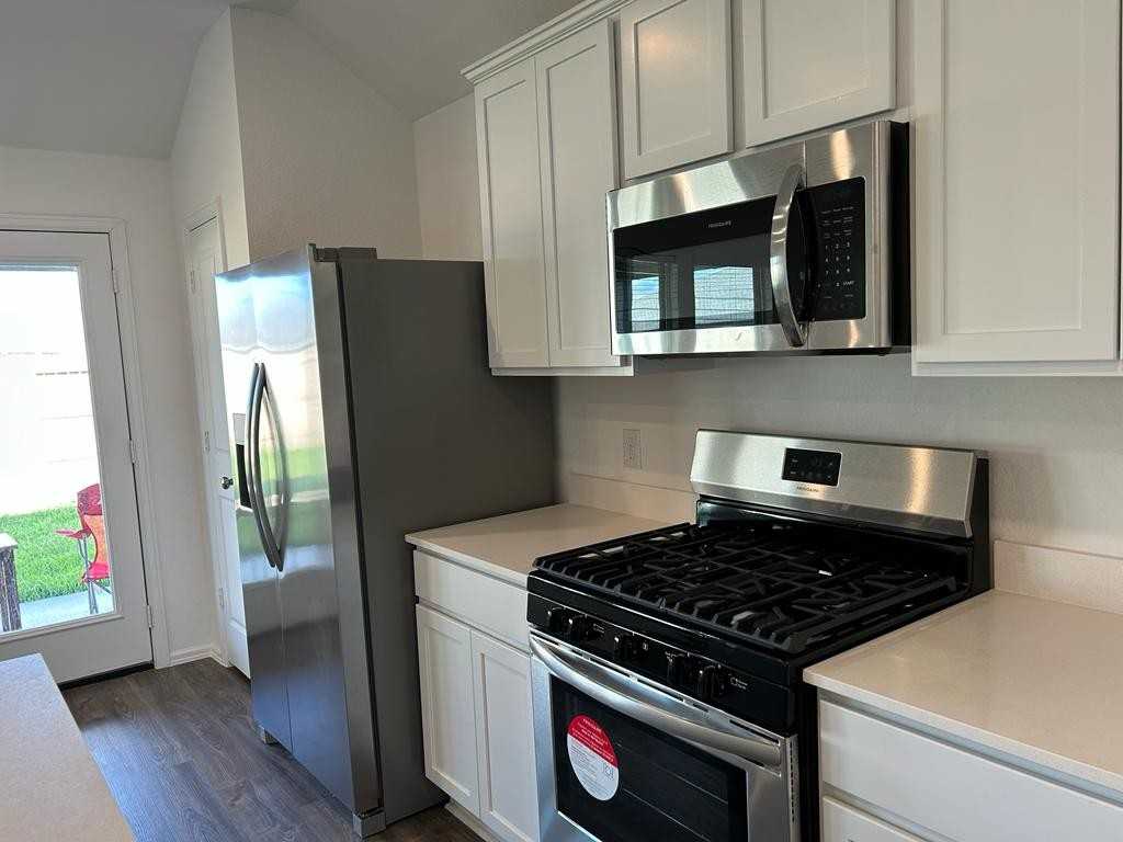 7410 Hillside Arbor Dr - Photo 6 of 21