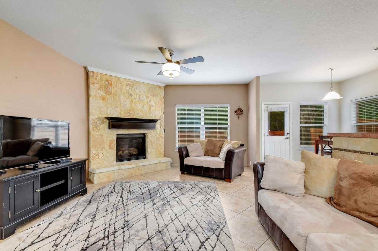 11927 Edward Conrad - Photo 3 of 31