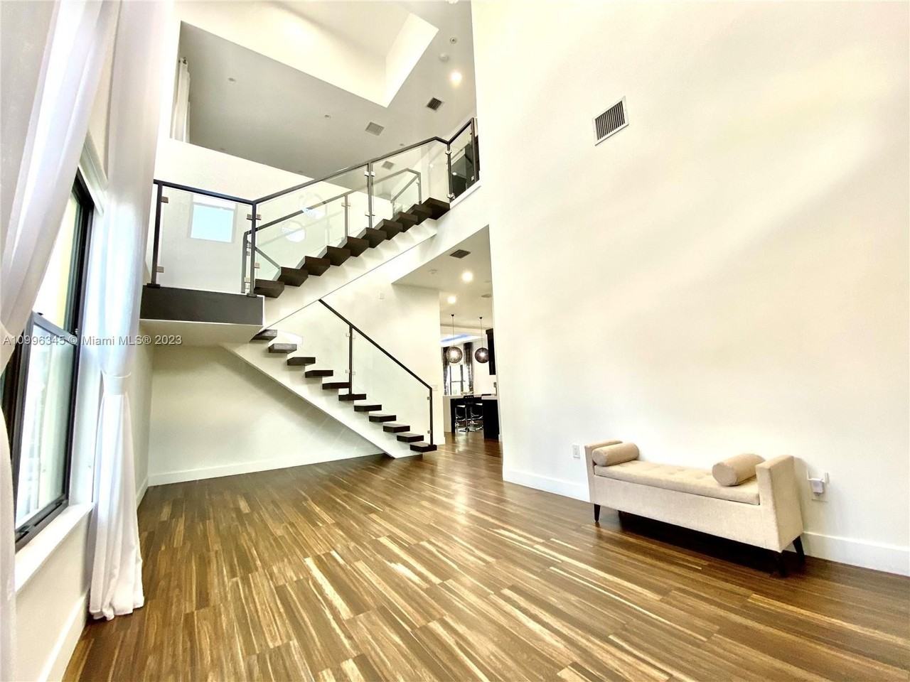 (address hidden) - Photo 4 of 29