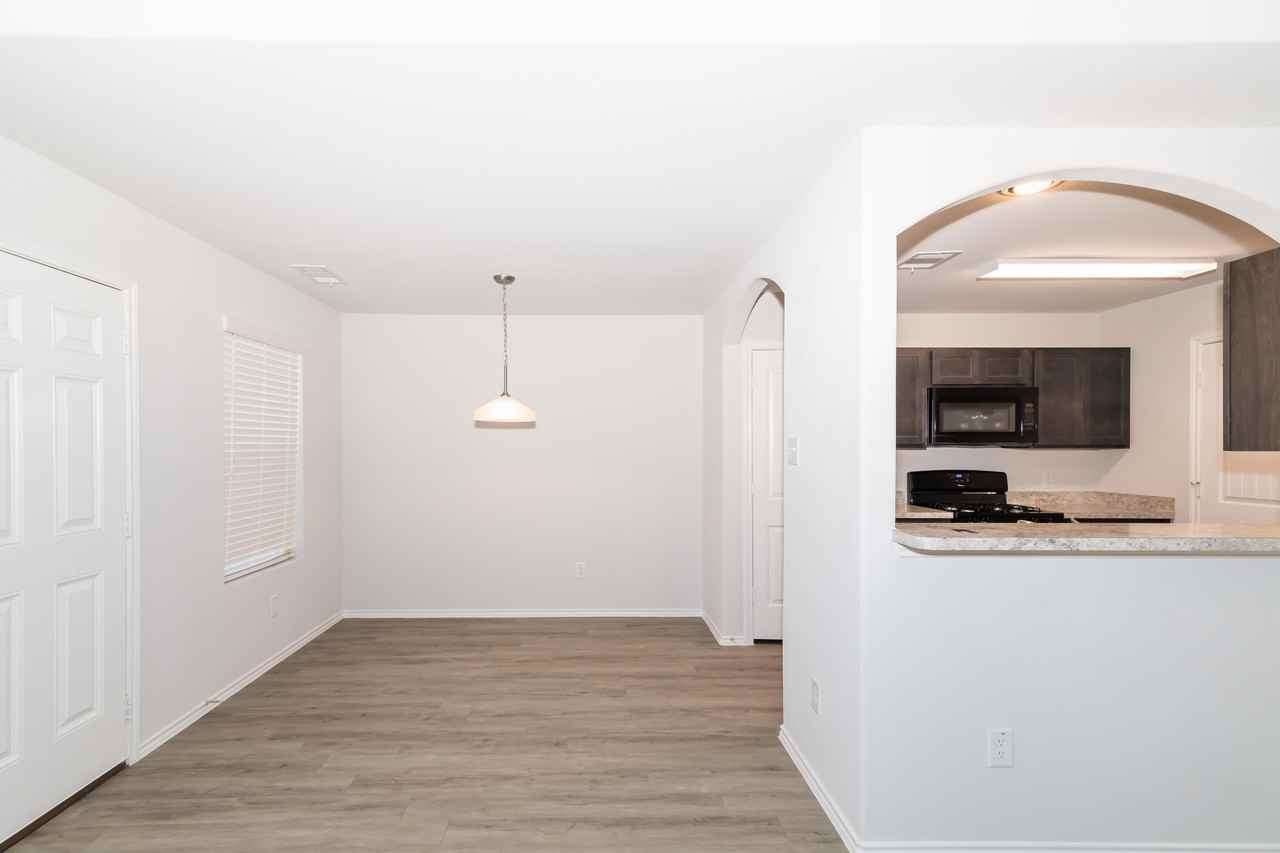 25710 Hazy Elm Ln - Photo 3 of 12