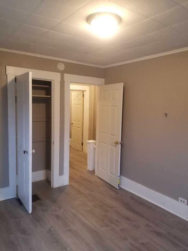 31 Myrtle St - Photo 2 of 20