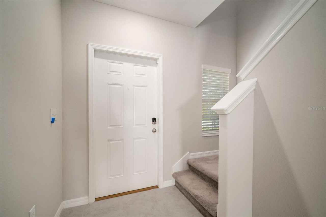 6980 King Creek Dr - Photo 5 of 46