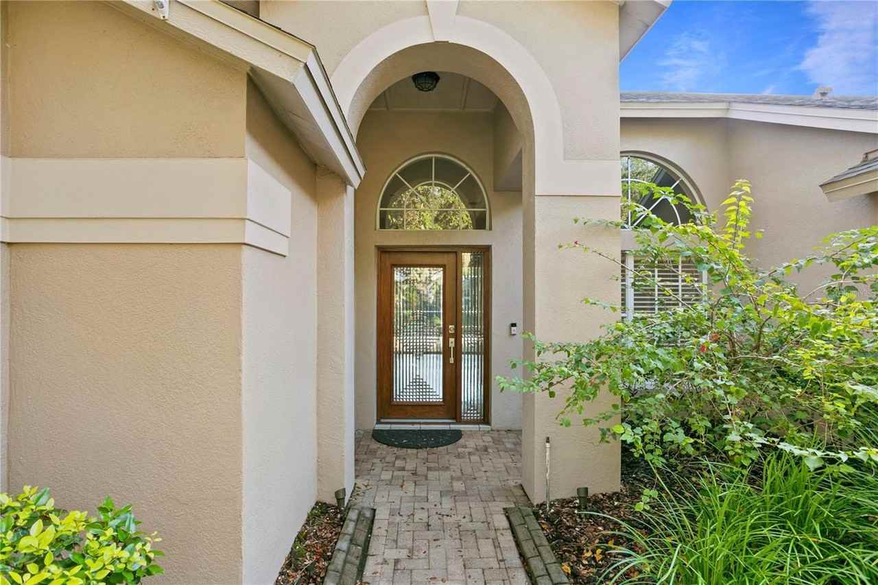 10750 Ayrshire Dr - Photo 2 of 41