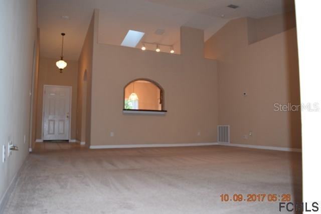 24 Poplar Dr - Photo 4 of 45