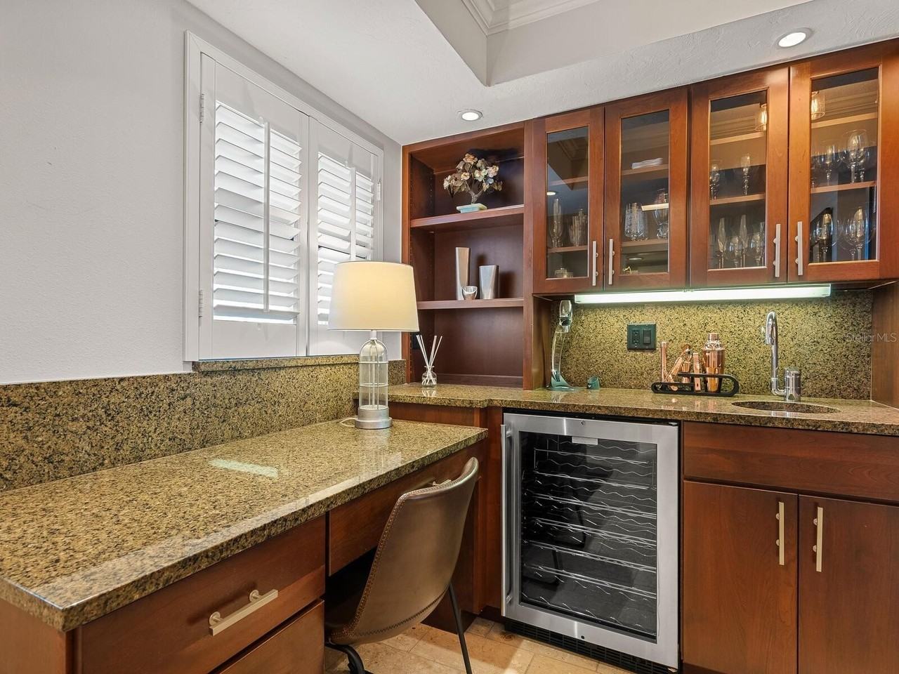 5760 Midnight Pass Rd #208D - Photo 4 of 50