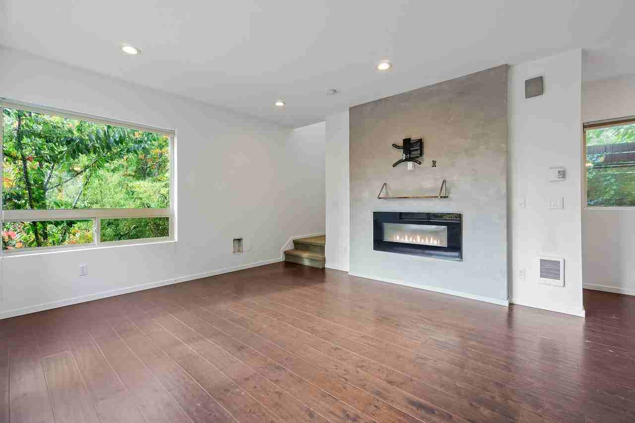 2010 S Judkins St #1 - Photo 5 of 21