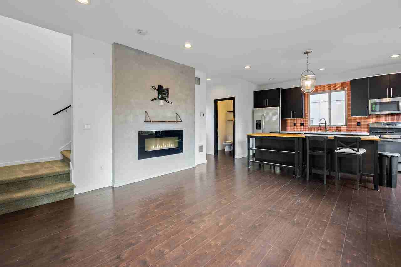 2010 S Judkins St #1 - Photo 3 of 21