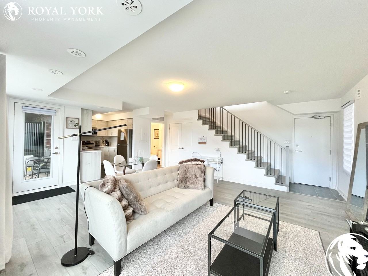 103 Appletree Lane - Photo 2 of 43