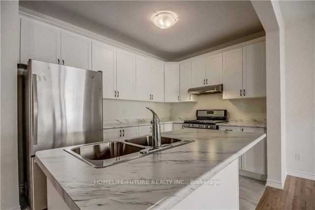 150 Chessington Avenue - Photo 3 of 6