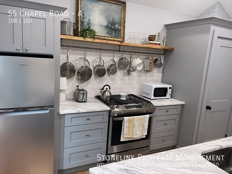 55 Chapel Rd #A - Photo 2 of 21