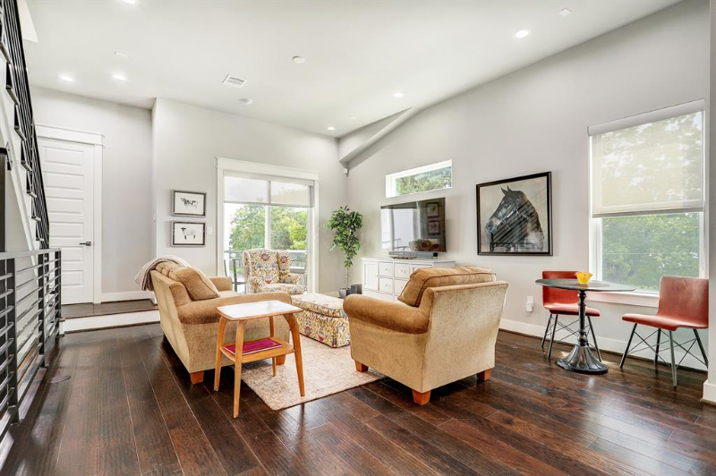 2105 Engelmohr St #H - Photo 7 of 18