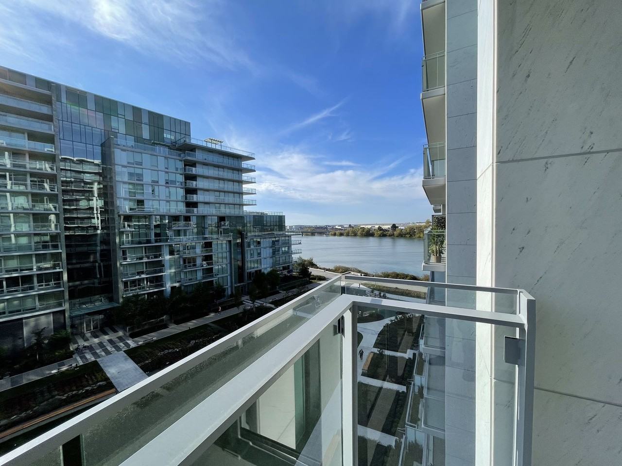 2 Bedroom Apartments for Rent In Oval Village, Richmond, BC Rentals